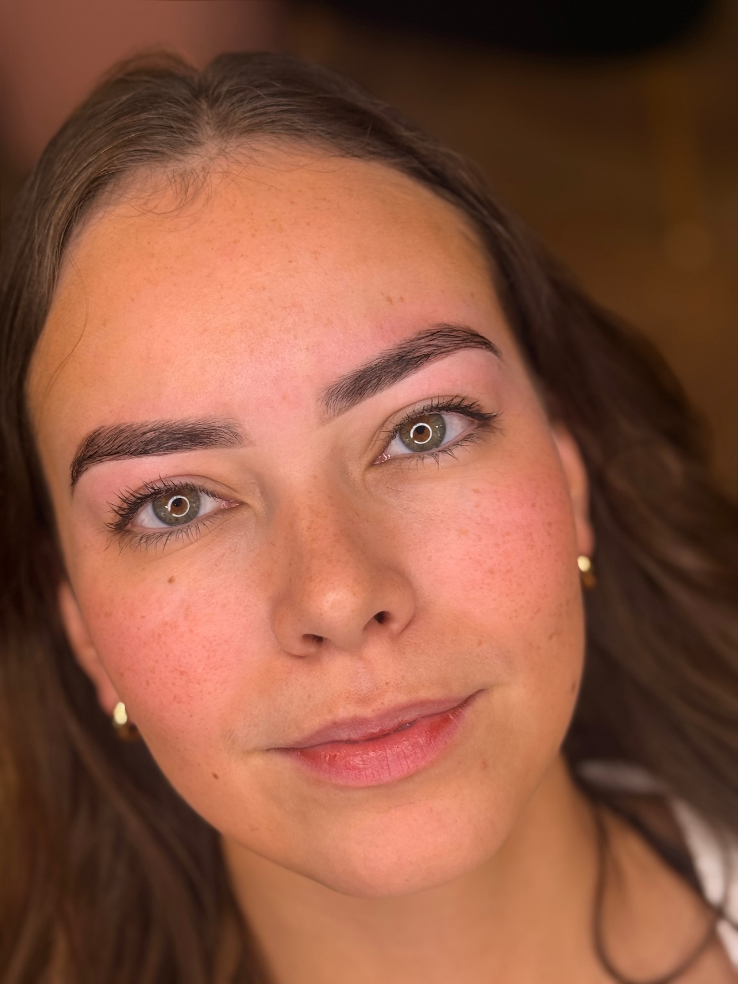 Hybrid brows resultaat bij HolyShe – skinstain hybrid wenkbrauwen