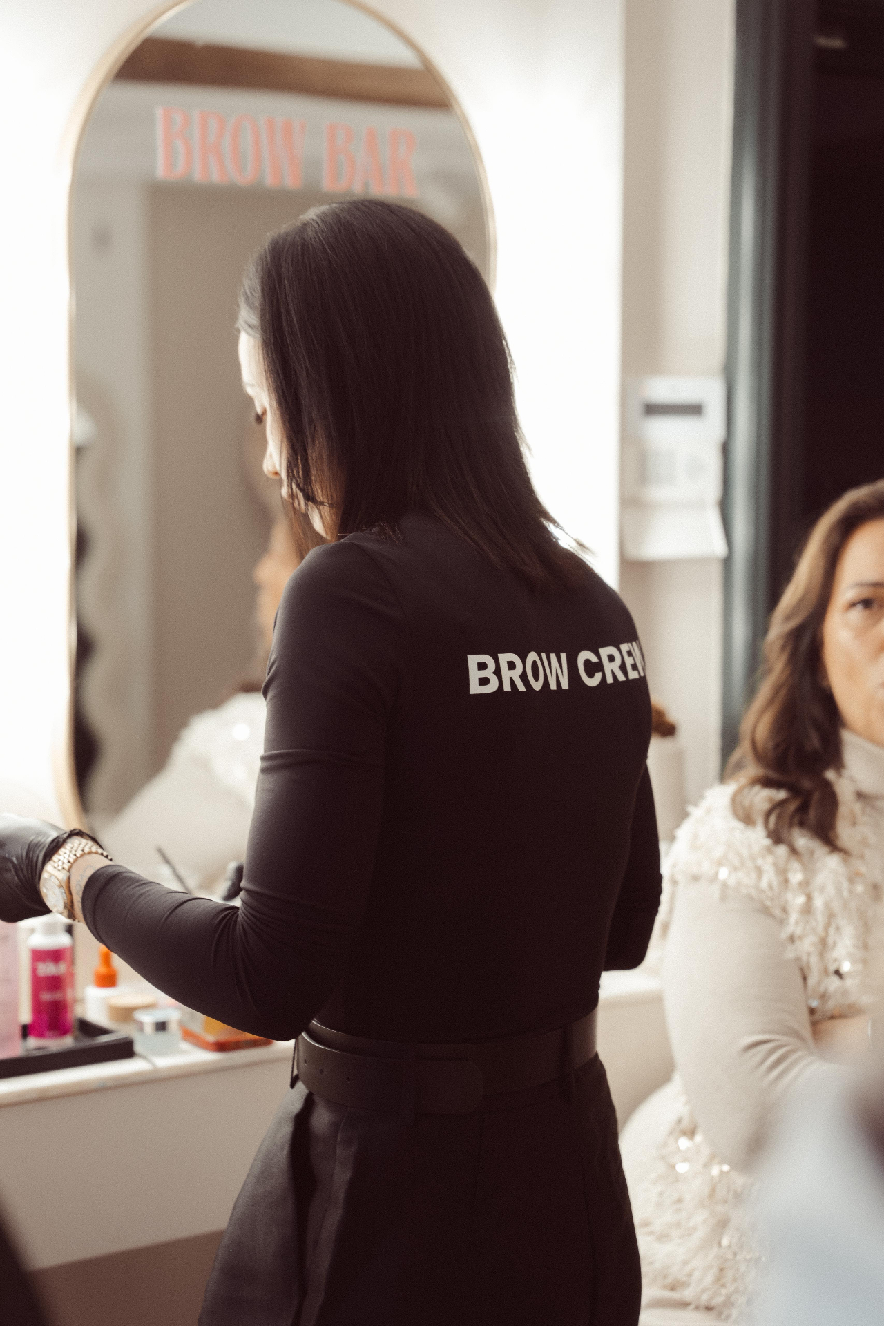 Laura in de salon - BROW CREW